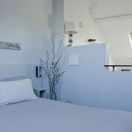 سمارتأبارت شيربوغ 3*