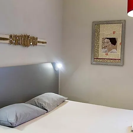 瑟堡智能公寓式酒店（指南针） 3* 瑟堡